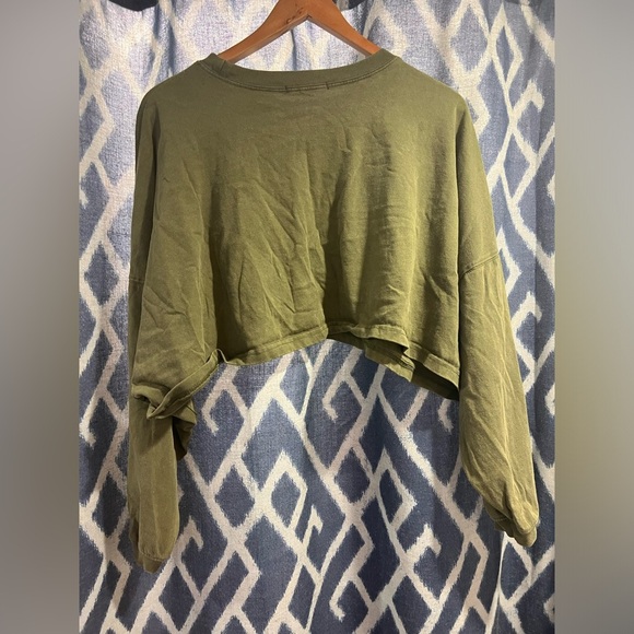 Forever 21 Washed Green Batwing Style Long Sleeve Crop Oversized Medium - Picture 3 of 6